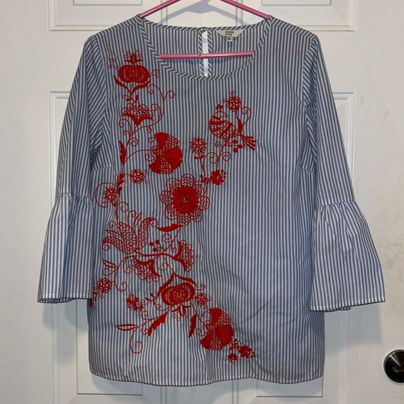 Crown & Ivy Blouse - Picture 1 of 5